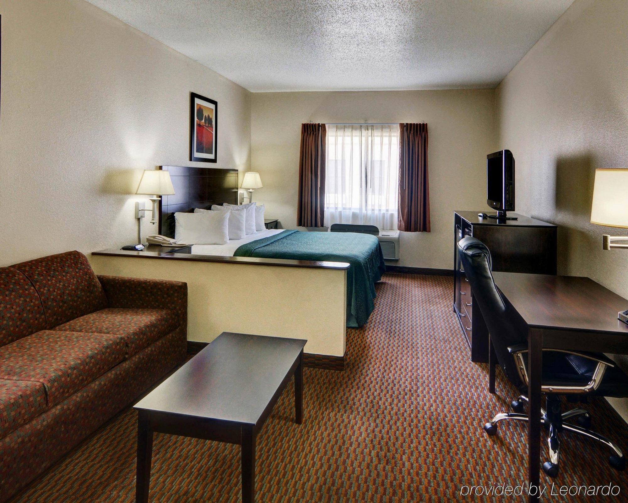Executive Inn And Suites Wichita Falls Exterior photo