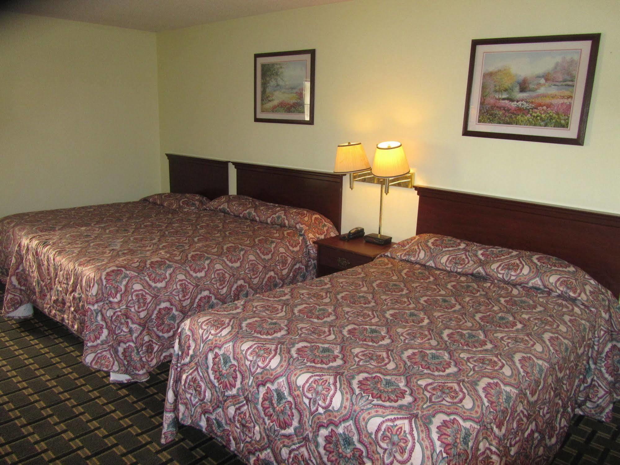 Executive Inn And Suites Wichita Falls Exterior photo